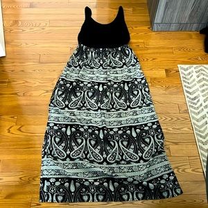 Dex Beach Dress Size Medium